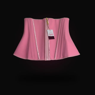 BADDIE PINK — faja corset en rosa con etiqueta de Baddie Glam